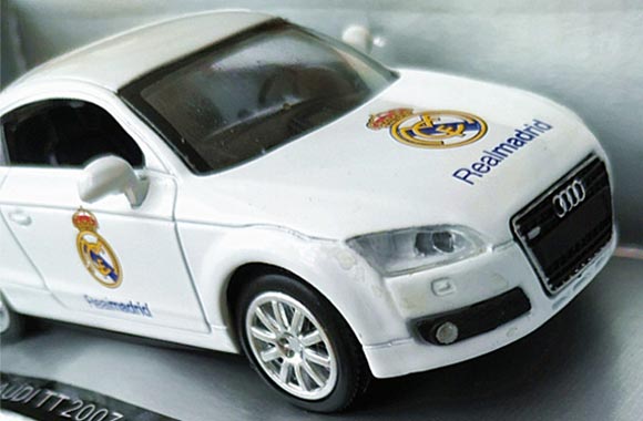 2007 Audi TT Real Madrid Diecast Car Model 1:43 Scale