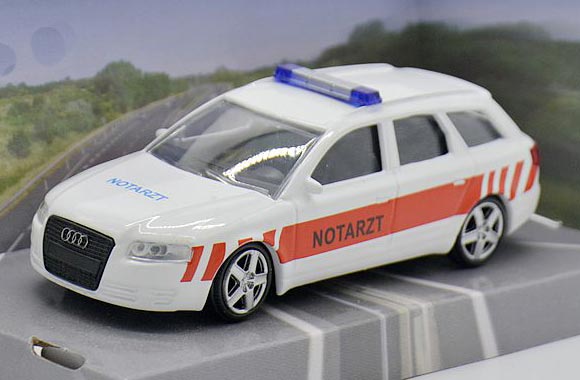 Audi A4 Notarzt Car Diecast Model 1:43 Scale