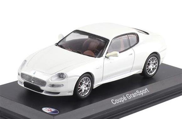 Maserati Coupe GranSport Diecast Car Model 1:43 Scale